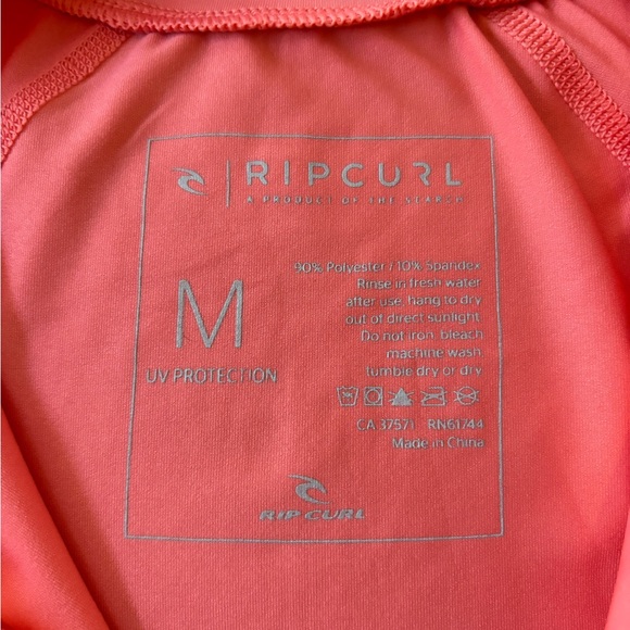 Women’s Zippered Rip Curl Rash Guard - Picture 5 of 5